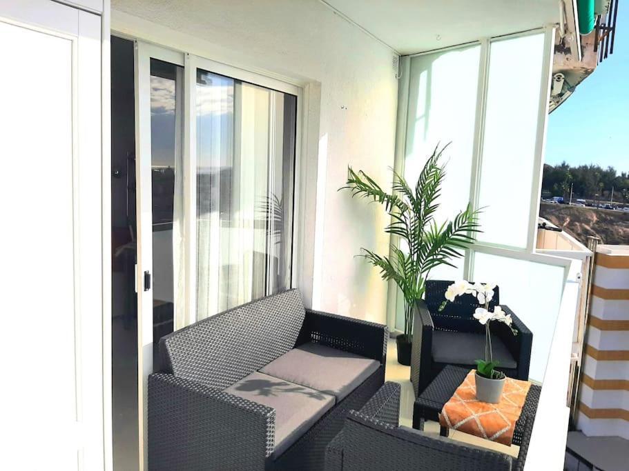 Modern Apartment In Las Americas, Lk520 With Pool Close To The Ocean Playa de las Américas Buitenkant foto
