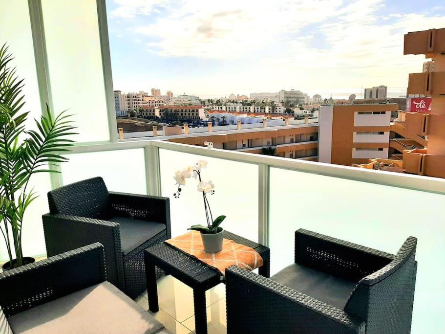 Modern Apartment In Las Americas, Lk520 With Pool Close To The Ocean Playa de las Américas Buitenkant foto